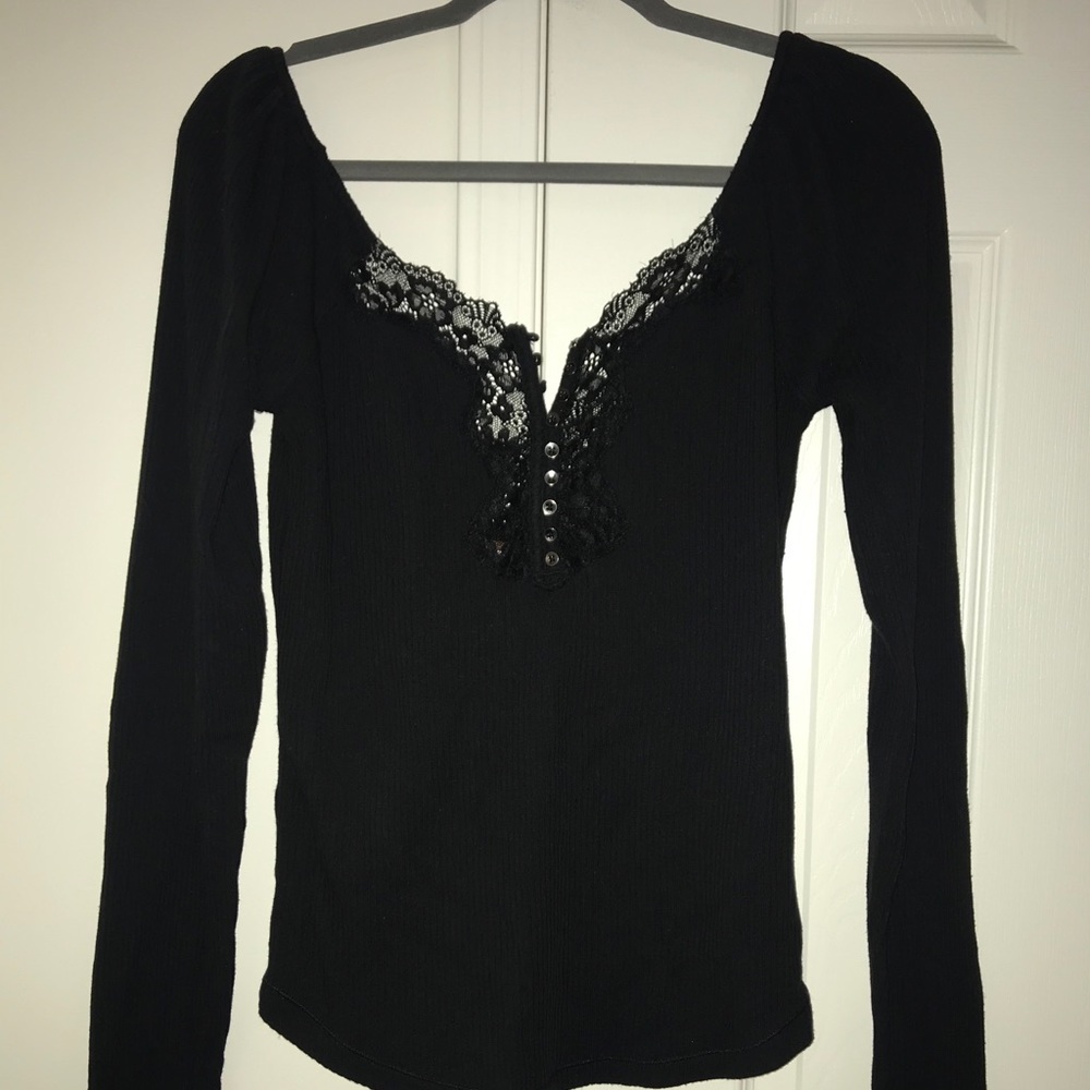 Free People size L lace trim top